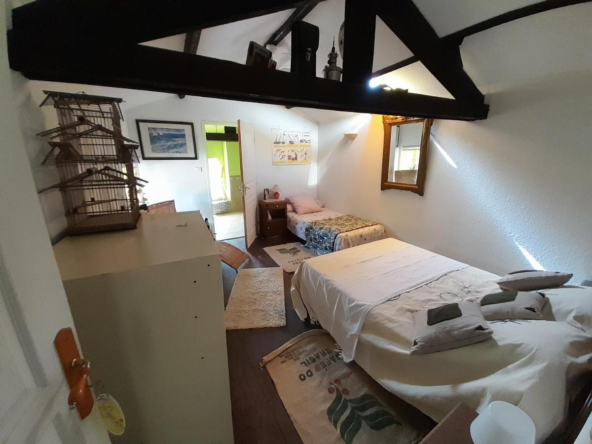 Bed and Breakfast Le Prieure Saint-Florent-sur-Auzonnet Exterior foto